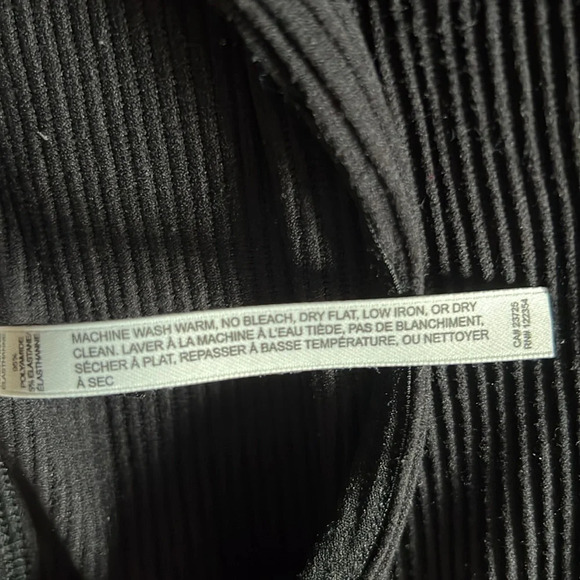 Babaton ripped sleeveless Turtleneck top - Picture 4 of 4